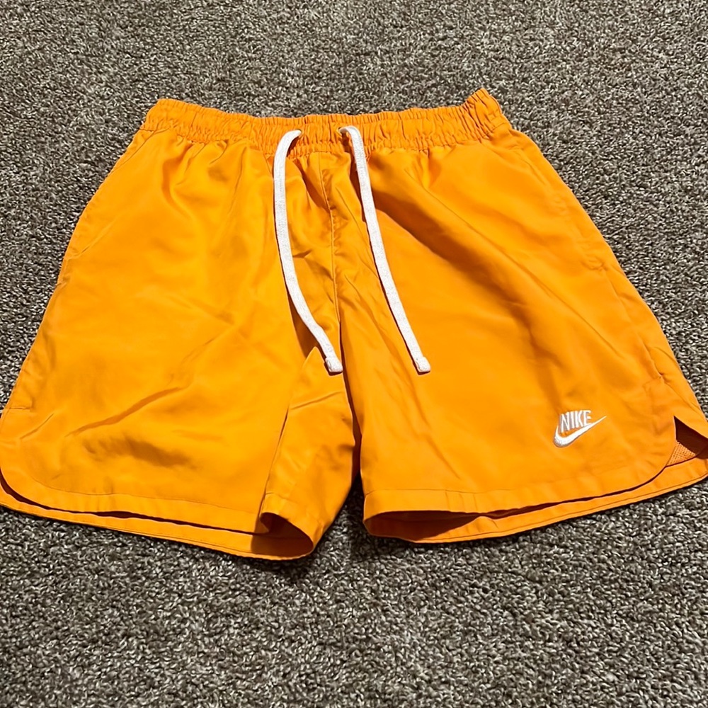 nike shorts